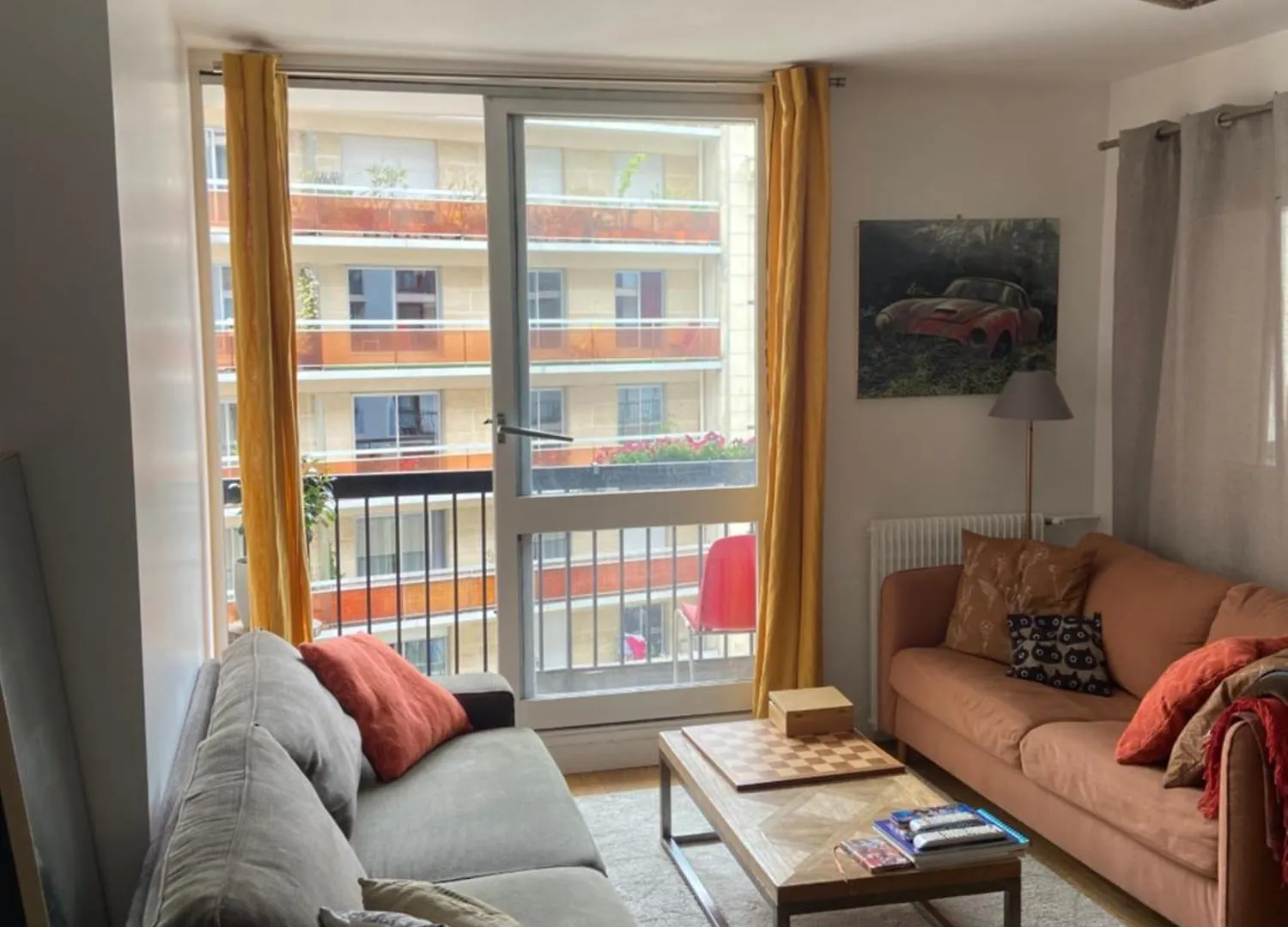 Spacious And Elegant 3 Bedrooms Apartment Near Metro And Bois De Vincennes